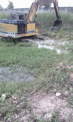 ขายรถขุด คาโต้ KATO PC200 เครื่อง มิตซู6D14เทอร์โบว์ ช่วงล่างดี ช่วงล่างดี ปั๊มดีทำงานทุกวัน พร้อมลงลุยงาน