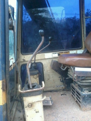 ขายแบคโฮ KOMATSU PC60-5 มีแอร์ ใบอินวอยพร้อม สนใจโทร 081-970-1072 ขายแบคโฮ KOMATSU PC60-5 มีแอร์ ใบอินวอยพร้อม สนใจโทร 081-970-1072