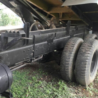 สิบล้อ อีซูซุ ร็อค วางเครือง P1- 280 สโลส 2เพา สภาพดีสวยพร้อมใช้ ทะเบียนพร้อมโอน ราคา 685,000บ