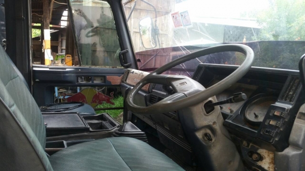 หกล้อ อีซูซุ FRR-195 ดั้ม5 คิว สภาพดีพร้อมใช้ ทะเบียนพร้อมโอน หกล้อ อีซูซุ FRR-195 ดั้ม5 คิว สภาพดีพร้อมใช้ ทะเบียนพร้อมโอน