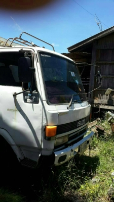 หกล้อ อีซูซุ FRR-195 ดั้ม5 คิว สภาพดีพร้อมใช้ ทะเบียนพร้อมโอน หกล้อ อีซูซุ FRR-195 ดั้ม5 คิว สภาพดีพร้อมใช้ ทะเบียนพร้อมโอน