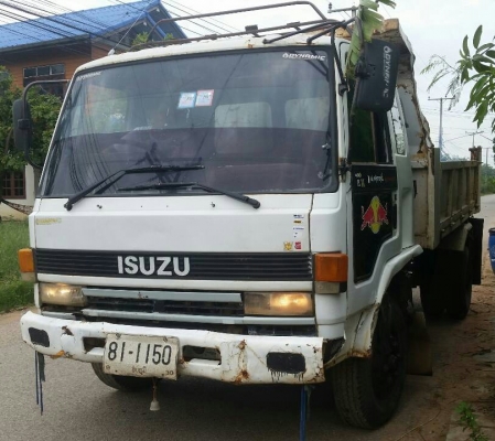 หกล้อ อีซูซุ FRR-195 ดั้ม5 คิว สภาพดีพร้อมใช้ ทะเบียนพร้อมโอน หกล้อ อีซูซุ FRR-195 ดั้ม5 คิว สภาพดีพร้อมใช้ ทะเบียนพร้อมโอน