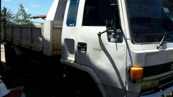 หกล้อ อีซูซุ FRR-195 ดั้ม5 คิว สภาพดีพร้อมใช้ ทะเบียนพร้อมโอน