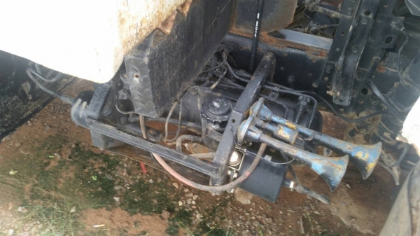 หกล้อ อีซูซุ FRR-195 ดั้ม5 คิว สภาพดีพร้อมใช้ ทะเบียนพร้อมโอน หกล้อ อีซูซุ FRR-195 ดั้ม5 คิว สภาพดีพร้อมใช้ ทะเบียนพร้อมโอน