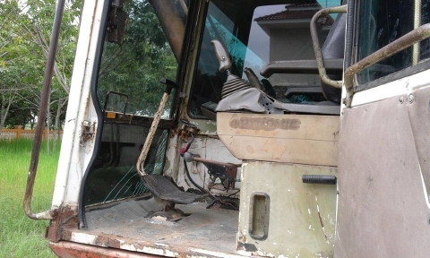 ขายด่วนรถ แบ็คโฮ KOMATSU  PC 200 - 5