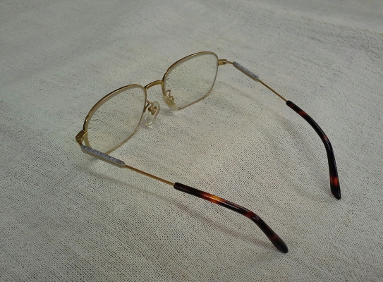 แว่นสายตายาวฝีมือช่างอิตาเลียนขั้นเทพ  VOLGARI