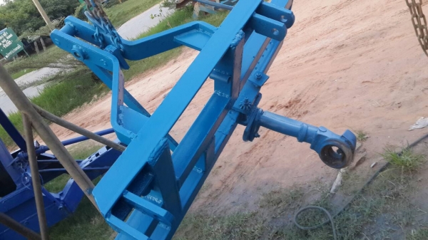 หางยกร่องใส่รถไถฟอร์ด12000 หางยกร่องใส่รถไถฟอร์ด12000