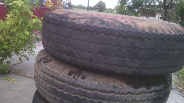 เสื้อเพลาลอยพร้อมใช้สวยๆพร้อมยางสองเส้น15000