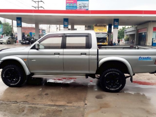 ขายแลก รถบ้าน ใช้งานน้อย สภาพสวย 4 ประตู Mitsubishi grandis เครื่องยนต์ 2.8 ปี 2001 4x4 Super 2.8 GLS 4WD ยาง FB goodrich 4 เส้น เบรค ABS air bag สภาพพร้อมใช้งานทันที ราคาถูก เดิมๆ ขาย ขายแลก รถบ้าน ใช้งานน้อย สภาพสวย 4 ประตู Mitsubishi grandis เครื่องยนต์ 2.8 ปี 2001 4x4 Super 2.8 GLS 4WD ยาง FB goodrich 4 เส้น เบรค ABS air bag สภาพพร้อมใช้งานทันที ราคาถูก เดิมๆ ขาย