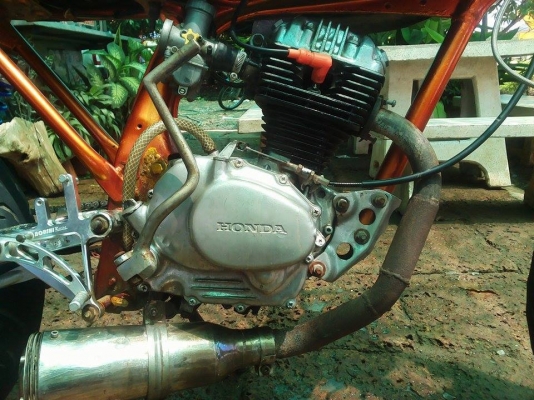 ขาย Jx125 สภาพพร้อมใช้งาน มีเล่มทะเบียน ค่าตัว 13500 สนใจโทร.089-8054390 โอ๋ ลพบุรี