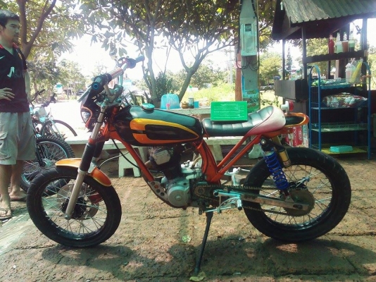 ขาย Jx125 สภาพพร้อมใช้งาน มีเล่มทะเบียน ค่าตัว 13500 สนใจโทร.089-8054390 โอ๋ ลพบุรี