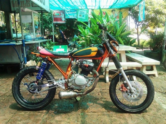 ขาย Jx125 สภาพพร้อมใช้งาน มีเล่มทะเบียน ค่าตัว 13500 สนใจโทร.089-8054390 โอ๋ ลพบุรี