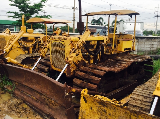 ขายแทครเตอร์ CAT D4E ตีนเป็ด พร้อมใช้งาน