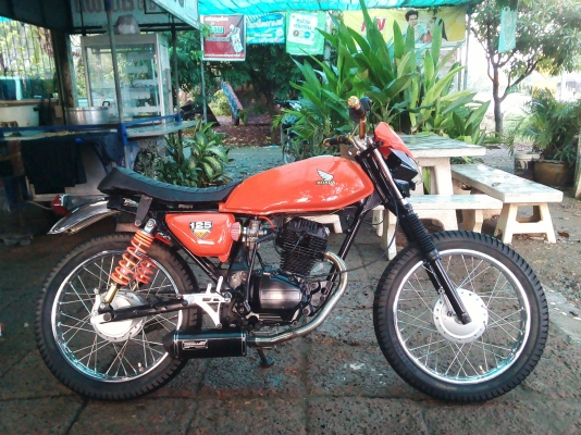 ขาย Honda Wing125 เครื่องเดิม ไม่มี ท.บ. มีใบซื้อขายออกให้ ค่าตัว 10500 บาท สนใจโทร.089-8054390 โอ๋ ลพบุรี