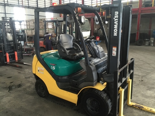 ขายโฟล์คลิฟท์ KOMATSU โคมัตสุ 1.5ตัน รุ่น20 รุ่นใหม่ เสายกสูง3เมตร เครื่องยนต์ดีเซล เกียร์ออโต้  ใช้งาน3699ช.ม.นำเข้าจากญี่ปุ่นโดยตรง  สนใจติดต่อ บริษัท ชัยเสรียานยนต์ จำกัด ติดต่อโดยตรงที่ 086-0801238