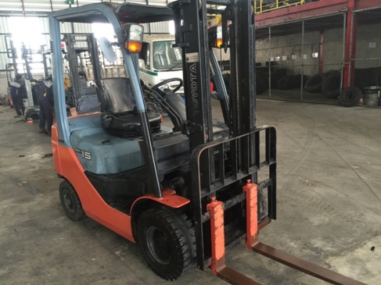 ขายโฟล์คลิฟท์ TOYOTA โตโยต้า 1.5ตัน รุ่น8 รุ่นใหม่ เสายกสูง3เมตร เครื่องยนต์เบนซิน เกียร์ออโต้  ใช้งาน7440ช.ม.นำเข้าจากญี่ปุ่นโดยตรง  สนใจติดต่อ บริษัท ชัยเสรียานยนต์ จำกัด ติดต่อโดยตรงที่ 086-0801238