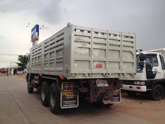 ขาย HINO M10C 240 แรงม้าระบบน้ำมัน กระบะ 6 เมตร สวยๆพร้อมใช้งานสภาพดี