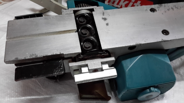 กบเชาะร่องเก่า