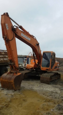 ลดสุดๆๆขายครับ Dosan  225LCV 790000 ต่อรองได้ครับ