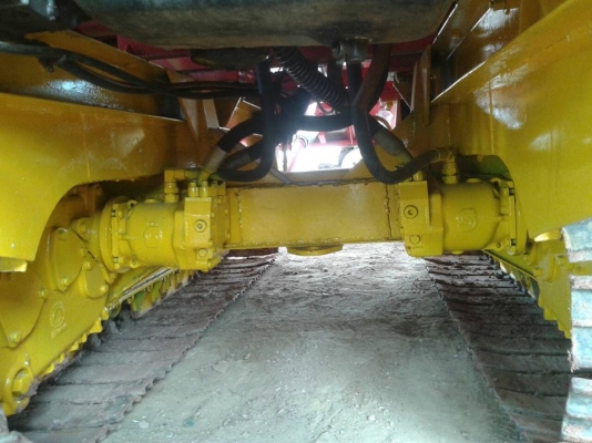 ขายรถเกี่ยวข้าวเกษตรพัฒนา ปลดหนี้ปี53ปลายปี หน้าเกี่ยว 3.30เมตร ช่วงล่าง10 เครื่องอีซูซุ6hh1 เทอร์โบ 230 ช่วงล่างเต็มเครื่องดี พร้อมลงงาน