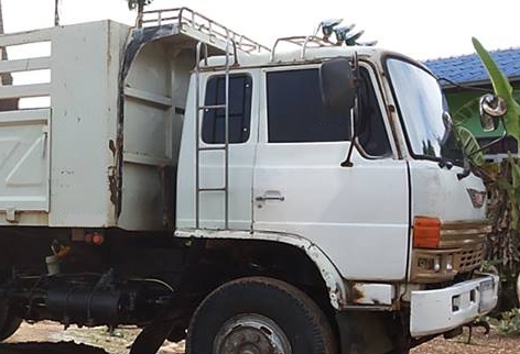 **790,000 บ.ต่อรอง/// 10ล้อ2เพลาดั้ม HINO SUMO FM227-220แรง ดั้มสามมิตรลอนเฉียง **ขาย HINO SUMO FM227 10ล้อ2เพลาดั้มเหล็ก ตัวแรง สภาพดี บอดี้เดิมบาง พร้อมใช้งาน HINO (SUMO) FM227LD EM100-Turbo 250HP เกียร์อีตั้น เครื่องเดิมครอบโบ แรง แน่นดี ครับ เกียร์อีต