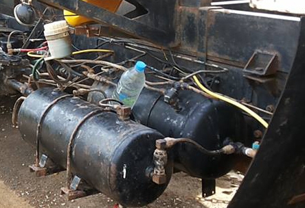 **790,000 บ.ต่อรอง/// 10ล้อ2เพลาดั้ม HINO SUMO FM227-220แรง ดั้มสามมิตรลอนเฉียง **ขาย HINO SUMO FM227 10ล้อ2เพลาดั้มเหล็ก ตัวแรง สภาพดี บอดี้เดิมบาง พร้อมใช้งาน HINO (SUMO) FM227LD EM100-Turbo 250HP เกียร์อีตั้น เครื่องเดิมครอบโบ แรง แน่นดี ครับ เกียร์อีต