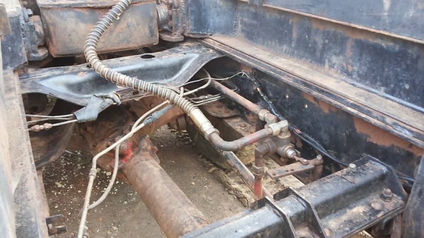 **790,000 บ.ต่อรอง/// 10ล้อ2เพลาดั้ม HINO SUMO FM227-220แรง ดั้มสามมิตรลอนเฉียง **ขาย HINO SUMO FM227 10ล้อ2เพลาดั้มเหล็ก ตัวแรง สภาพดี บอดี้เดิมบาง พร้อมใช้งาน HINO (SUMO) FM227LD EM100-Turbo 250HP เกียร์อีตั้น เครื่องเดิมครอบโบ แรง แน่นดี ครับ เกียร์อีต