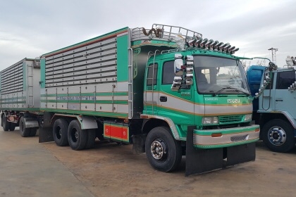 ขายด่วนสิบล้อดั้มพืชไร่เนียมซุ่นชัย 270 ยูโรทู ปี47 มีระบบลากจูง