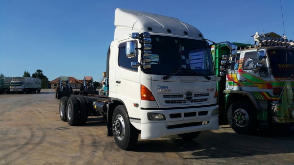 ขายด่วนสิบล้อดั้มพืชไร่เนียมซุ่นชัย 270 ยูโรทู ปี47 มีระบบลากจูง