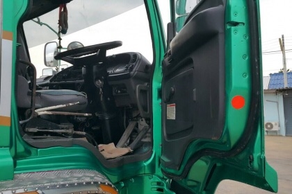 ขายด่วนสิบล้อดั้มพืชไร่เนียมซุ่นชัย 270 ยูโรทู ปี47 มีระบบลากจูง