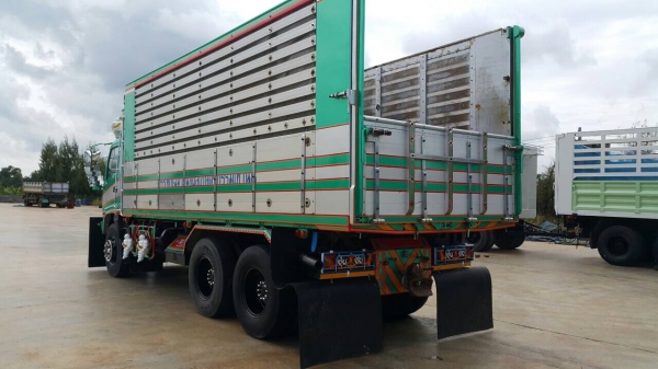 ขายด่วนสิบล้อดั้มพืชไร่เนียมซุ่นชัย 270 ยูโรทู ปี47 มีระบบลากจูง