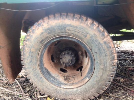 ขาย หกล้อใหญ่ ราคา 185000