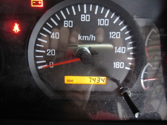 ISUZU FRR190NNXXQ รถยนต์ห้องเย็น 6 ล้อ