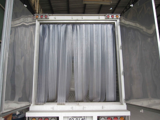 ISUZU FRR190NNXXQ รถยนต์ห้องเย็น 6 ล้อ