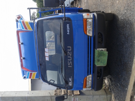 ขายหกล้อ ISUZU NQR 150 แรง ปี 47 แอร์เทอร์โบพวงมาลัยพาเวอร์ ยาว 5.50 ม. ยางเรเดียลดี 6 เส้น ขายหกล้อ ISUZU NQR 150 แรง ปี 47 แอร์เทอร์โบพวงมาลัยพาเวอร์ ยาว 5.50 ม. ยางเรเดียลดี 6 เส้น