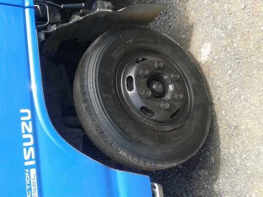 ขายหกล้อ ISUZU NQR 150 แรง ปี 47 แอร์เทอร์โบพวงมาลัยพาเวอร์ ยาว 5.50 ม. ยางเรเดียลดี 6 เส้น ขายหกล้อ ISUZU NQR 150 แรง ปี 47 แอร์เทอร์โบพวงมาลัยพาเวอร์ ยาว 5.50 ม. ยางเรเดียลดี 6 เส้น