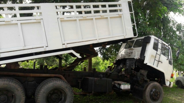 ขายครับ 10 ล้อ อีซูซุ 280เเรง ดั้ม 2เพลา สภาพพร้อมลุย เล่มทะเบียน