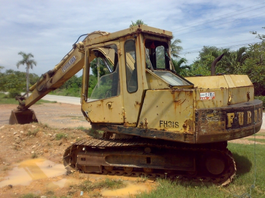 ขายแบคโฮ ขนาดกลาง เครื่องอีซูซุ 4BB