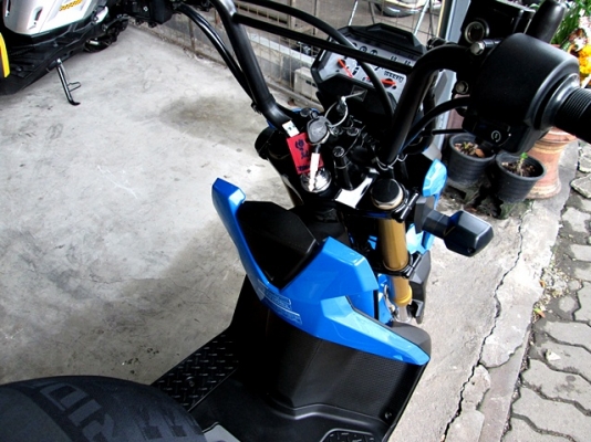 zoomer x สีน้ำเงินดำ ( ล้อ DID ) เบาะผ้าบาย รถเดือน มีนาคม ปี 58 ไมล์ 5 พันโล สีสวยทั้งคัน ฟรีโอน แถม 4 รายการ 37900