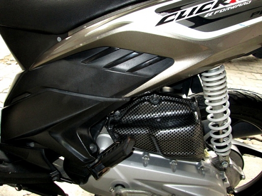 click 110 i สีน้ำตาลดำ รุ่นท๊อป ล้อแมกซ์ คอมบายเบลก ไมล์หมื่นห้า เปลี่ยนยางให้ใหม่ หน้าหลัง เครื่องเดิมดี พร้อมใช้ยาวๆ 24500