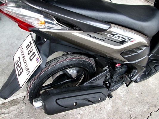 click 110 i สีน้ำตาลดำ รุ่นท๊อป ล้อแมกซ์ คอมบายเบลก ไมล์หมื่นห้า เปลี่ยนยางให้ใหม่ หน้าหลัง เครื่องเดิมดี พร้อมใช้ยาวๆ 24500