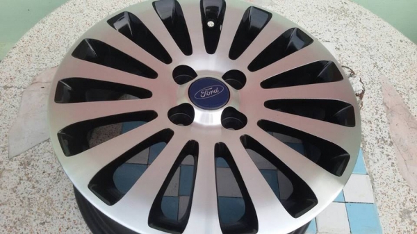 ขายล้อแม็ก ford fiesta 15"ทำสีมาใหม่ สีดำหน้าเงา สนใจติดต่อเล็กคลองสามครับ 081-3747940 ขายล้อแม็ก ford fiesta 15"ทำสีมาใหม่ สีดำหน้าเงา สนใจติดต่อเล็กคลองสามครับ 081-3747940