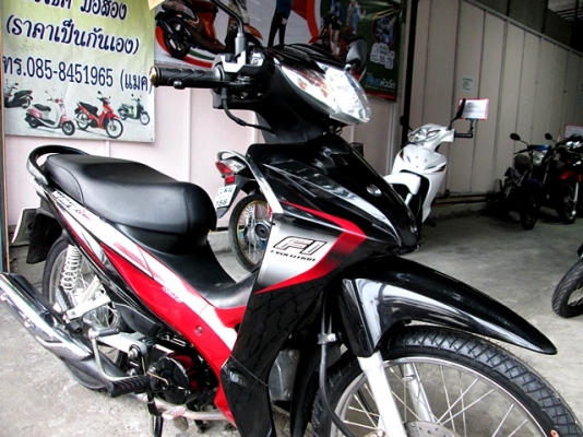 wave 110 i สีดำแดง (สต้าทมือ ) ตัวใหม่ท่อออกข้าง รถเดีอน เมษายน ปี 57 ไมล์ 6 พันโล เครื่องดีสีสวย  แถม 3 รายการ 30900