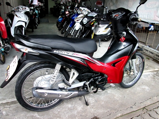 wave 110 i สีดำแดง (สต้าทมือ ) ตัวใหม่ท่อออกข้าง รถเดีอน เมษายน ปี 57 ไมล์ 6 พันโล เครื่องดีสีสวย  แถม 3 รายการ 30900