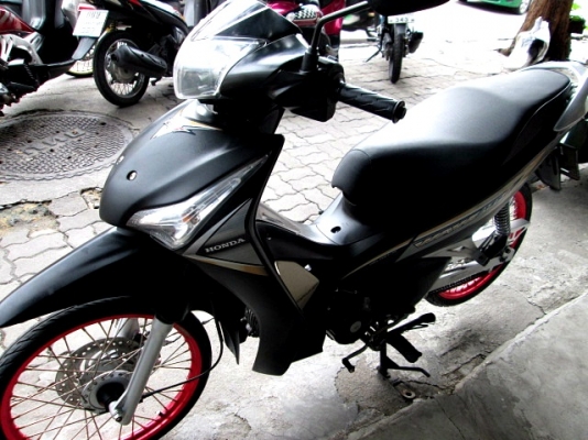wave 125 i สีดำด้าน ทันสมัยสุดๆ ลงล้อแต่ง (สต๊าทเท้า) รถเดือน มกราคม ปี 56 ไมล์ 9 พันโล  แถม 3 รายการ 30900