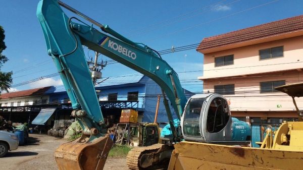 ขาย Kobelco SK200 Mark-5 เก่าญี่ปุ่น - ไฟฟ้าครบ - เอกสารเป็น Invoice - เอว แทรค ตัวเดินดีมาก - ทำงาน 5,xxx ชม. - รถพร้อมใช้งาน