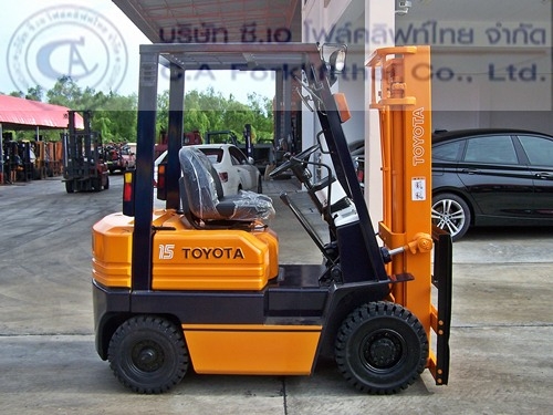 ขาย รถโฟล์คลิฟท์ TOYOTA รุ่น 5FD15