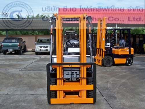 ขาย รถโฟล์คลิฟท์ TOYOTA รุ่น 5FD15