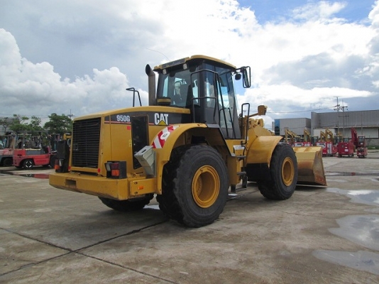 ขายรถตักล้อยาง CATERPILLAR รุ่น 950G II มือสองนำเข้า