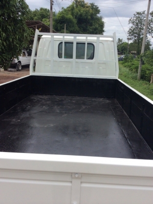 ISUZU 6ล้อNKR ปี 2012  (หัวการ์ตูน) เครื่อง120แรง (ฝาขาว) พวงมาลัยพาว์เวอร์ กระจกไฟฟ้า แอร์ วิทยุ เทป เครื่องดี ครัทซีสวย พื้นปูเหล็ก ยางดีทุกเส้น (เสริมแหนบพร้อมใช้งาน) (ศุภากร 081-1903107 , 081-4252943)